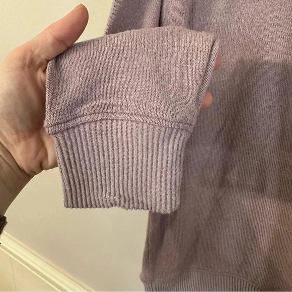 American Eagle Women's Soft & Sexy Plush Lilac Long Sleeve Sweater Size M NWOT - Picture 5 of 7